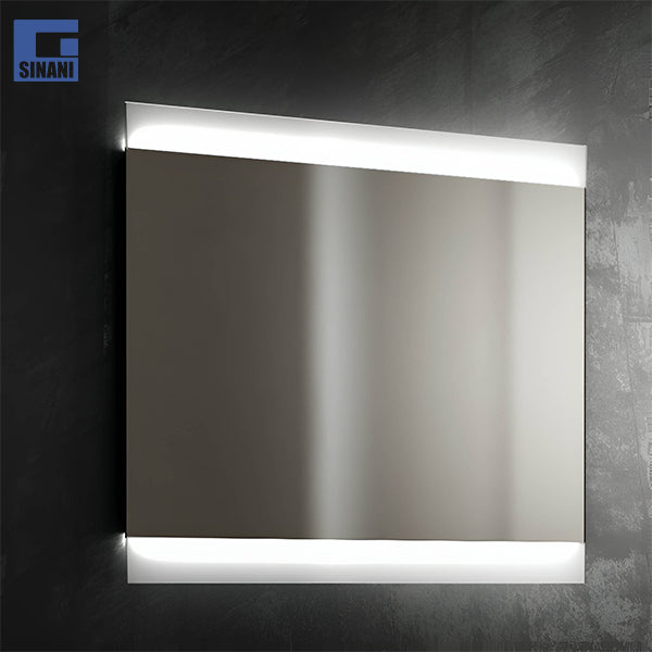 Pasqyre me ndricim LED