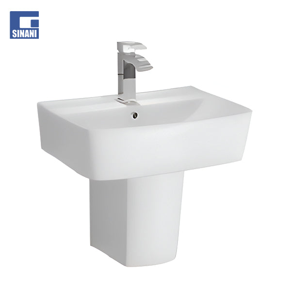 Lavaman sospezo me gjyskollonë Quadrado