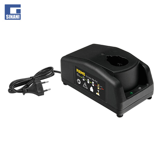 Karikues baterie Rapid Charger Li-Ion/Ni-Cd