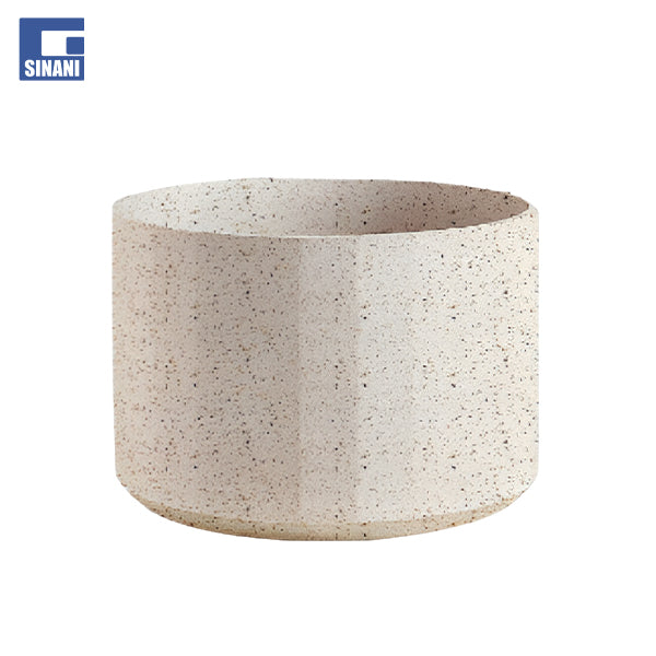 Lavaman mbi mobilje rethor